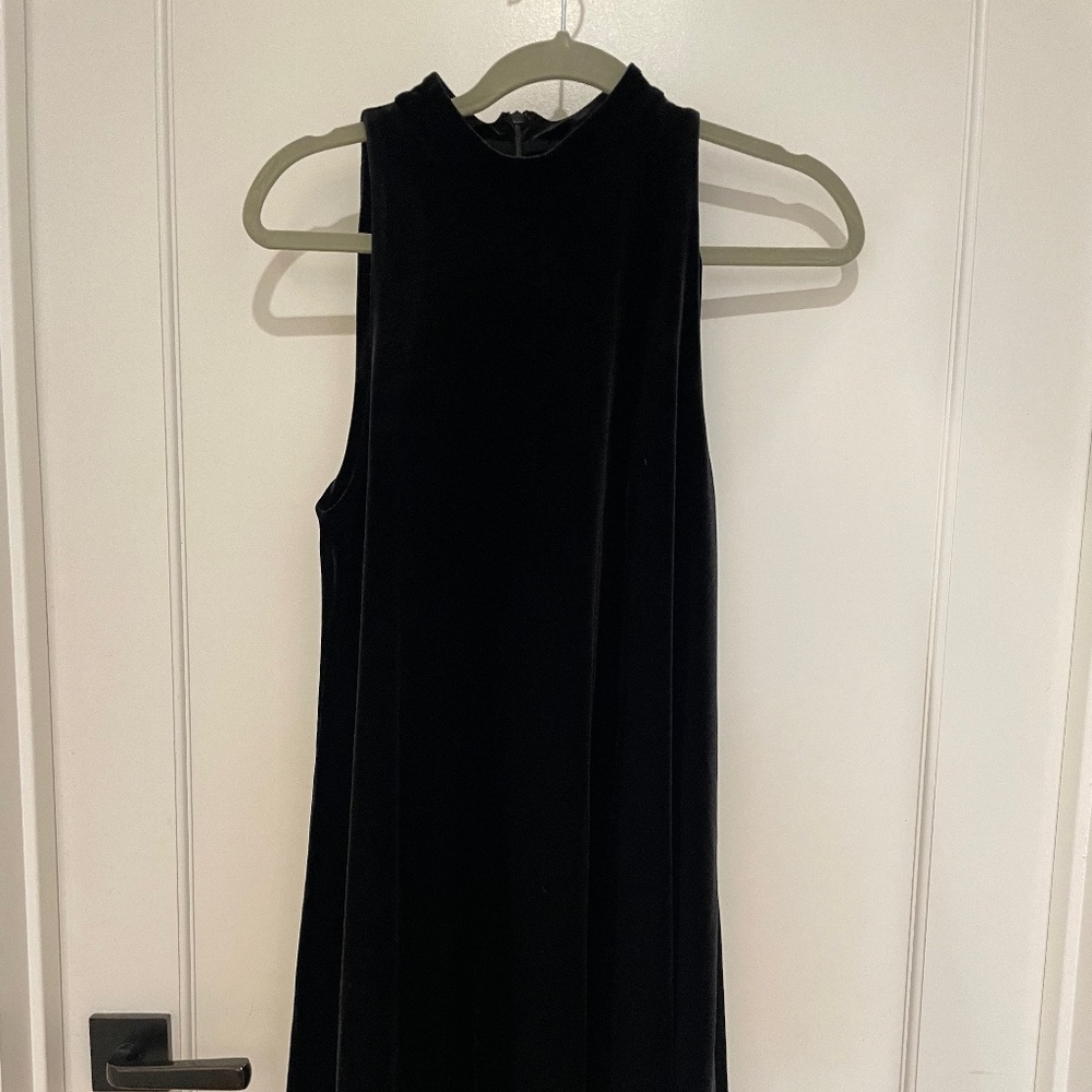 Mock neck velvet dress